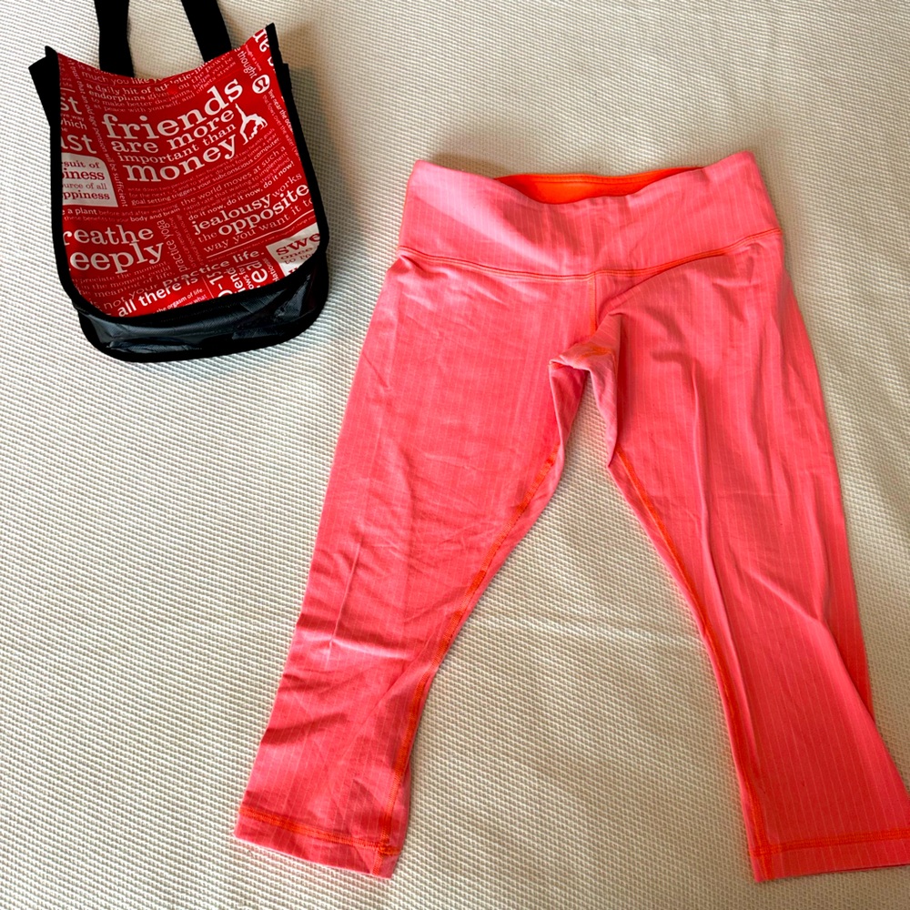 Lululemon coral crop leggings - Size 8 - 25” long